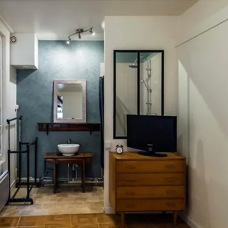 Le Loft Apartment Couzon-au-Mont-d'Or